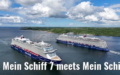 Mein Schiff 7 meets Mein Schiff 1 port of Kiel
