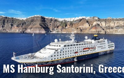 MS Hamburg Santorini, Greece