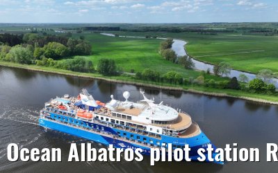 Ocean Albatros pilot station Ruesterbergen Kiel Canal