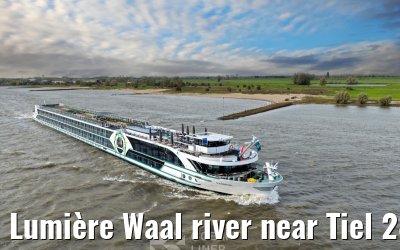 Lumière Waal river near Tiel 28.10.2025