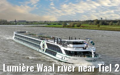 Lumière Waal river near Tiel 28.10.2025