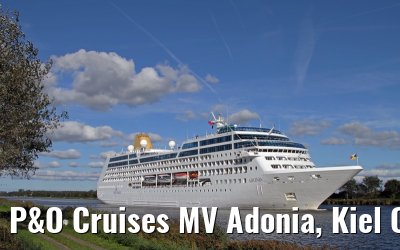 P&O Cruises MV Adonia, Kiel Canal, 29. September 2013