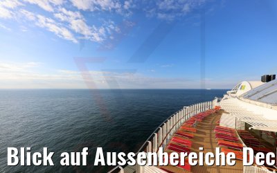 Blick auf Aussenbereiche Deck 18 vor Beach Club AIDAcosma