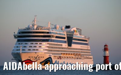 AIDAbella approaching port of Warnemuende, 04. September 2014