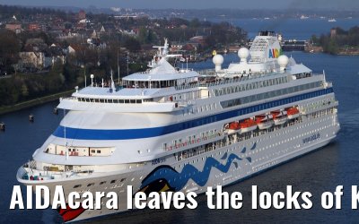 AIDAcara leaves the locks of Kiel-Holtenau, 19. April 2014