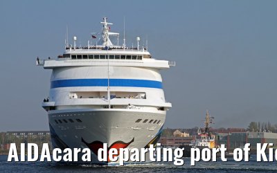 AIDAcara departing port of Kiel, 19. April 2014
