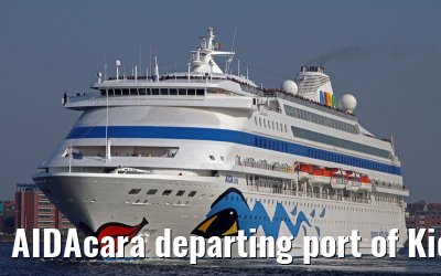 AIDAcara departing port of Kiel, 19. April 2014