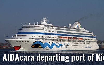 AIDAcara departing port of Kiel, 19. April 2014