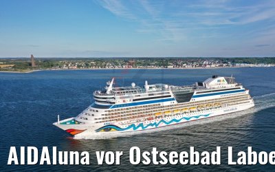 AIDAluna vor Ostseebad Laboe mit Marine-Ehrenmal 10.07.2019