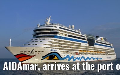 AIDAmar, arrives at the port of Warnemünde, 18 May 2013