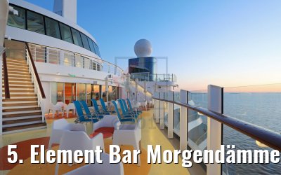 5. Element Bar Morgendämmerung AIDAperla