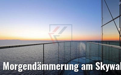 Morgendämmerung am Skywalk AIDAperla