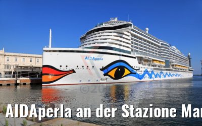 AIDAperla an der Stazione Marittima in Genua am 30.05.2017
