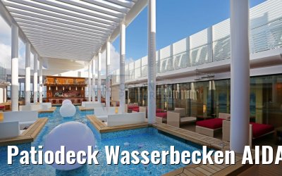 Patiodeck Wasserbecken AIDAprima abends