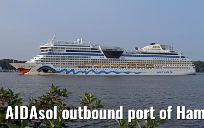 AIDAsol outbound port of Hamburg, 13. July 2013