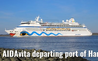 AIDAvita departing port of Hamburg 24.03.2017