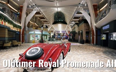 Oldtimer Royal Promenade Allure of the Seas