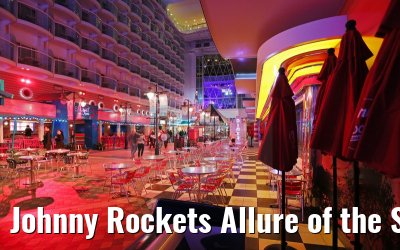 Johnny Rockets Allure of the Seas bei Nacht