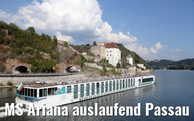 MS Ariana auslaufend Passau 10.09.2016