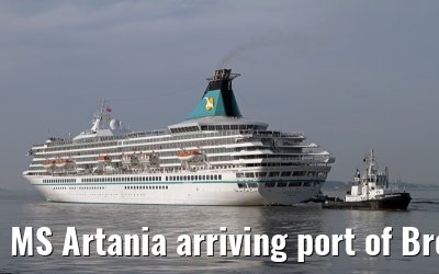 MS Artania arriving port of Bremerhaven, 29. July 2013