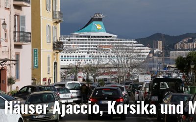 Häuser Ajaccio, Korsika und MS Artania 19.12.2015