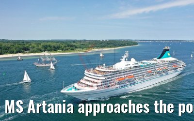 MS Artania approaches the port of Kiel 23.06.2019