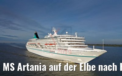 MS Artania auf der Elbe nach Hamburg 20.12.2019