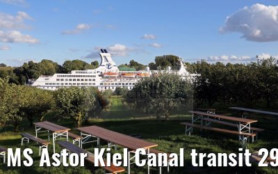 MS Astor Kiel Canal transit 29.08.2016