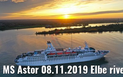 MS Astor 08.11.2019 Elbe river