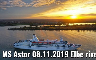 MS Astor 08.11.2019 Elbe river