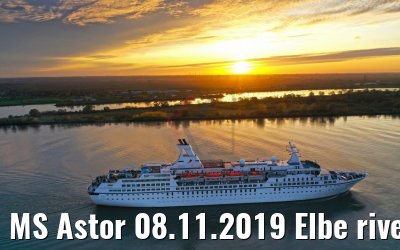 MS Astor 08.11.2019 Elbe river