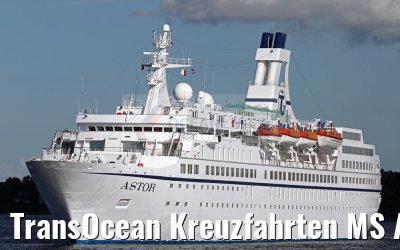 TransOcean Kreuzfahrten MS Astor in front of the locks of Kiel-Holtenau 29.08.2016