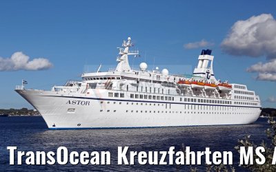 TransOcean Kreuzfahrten MS Astor in front of the locks of Kiel-Holtenau 29.08.2016