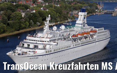 TransOcean Kreuzfahrten MS Astor leaves the Kiel Canal locks in Holtenau 29.08.2016