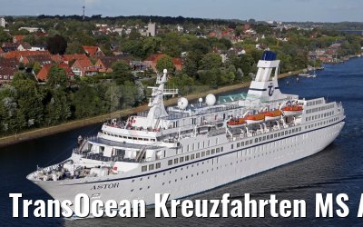 TransOcean Kreuzfahrten MS Astor leaves the Kiel Canal locks in Holtenau 29.08.2016