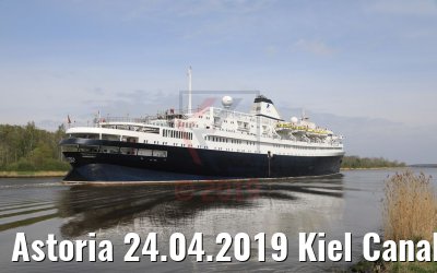 Astoria 24.04.2019 Kiel Canal