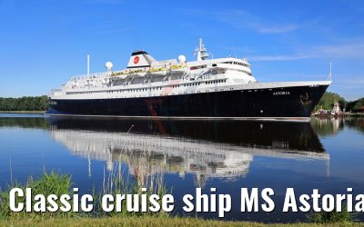 Classic cruise ship MS Astoria 02.06.2017 Kiel Canal