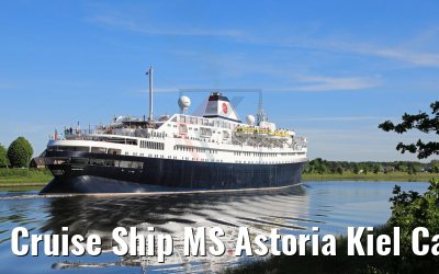 Cruise Ship MS Astoria Kiel Canal Transit 02.06.2017