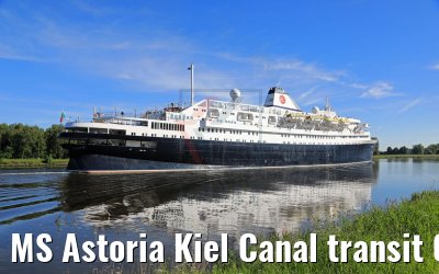 MS Astoria Kiel Canal transit 02.06.2017