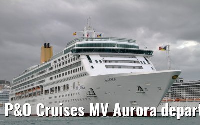 P&O Cruises MV Aurora departing Palma de Mallorca, 20. October 2011