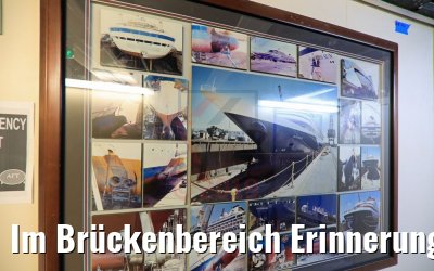 Im Brückenbereich Erinnerungen die Umbenennung Seabourn Sun zu Prinsendam