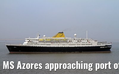 MS Azores approaching port of Bremerhaven, 29.03.2014