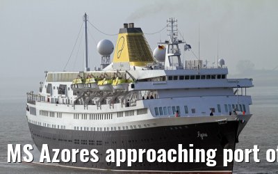 MS Azores approaching port of Bremerhaven, 29.03.2014