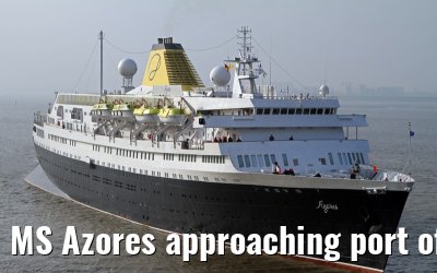 MS Azores approaching port of Bremerhaven, 29.03.2014