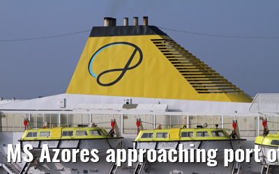 MS Azores approaching port of Bremerhaven, 29.03.2014