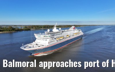 Balmoral approaches port of Hamburg 26.04.2025