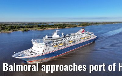 Balmoral approaches port of Hamburg 26.04.2025