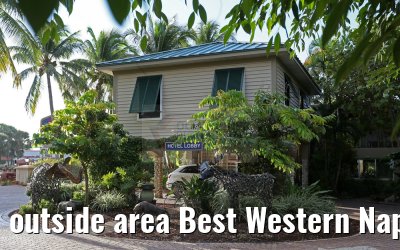 outside area Best Western Naples Inn & Suites