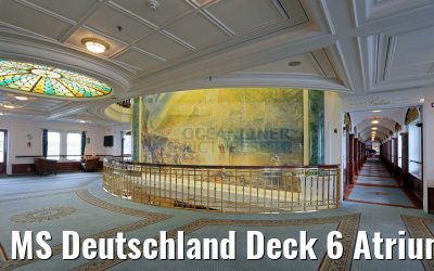 MS Deutschland Deck 6 Atrium mit Galerie