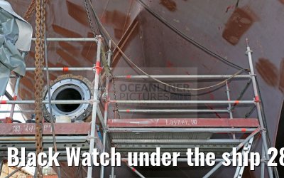 Black Watch under the ship 28.11.2016